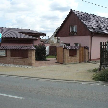 לדניצה Penzion Jarka מראה חיצוני תמונה
